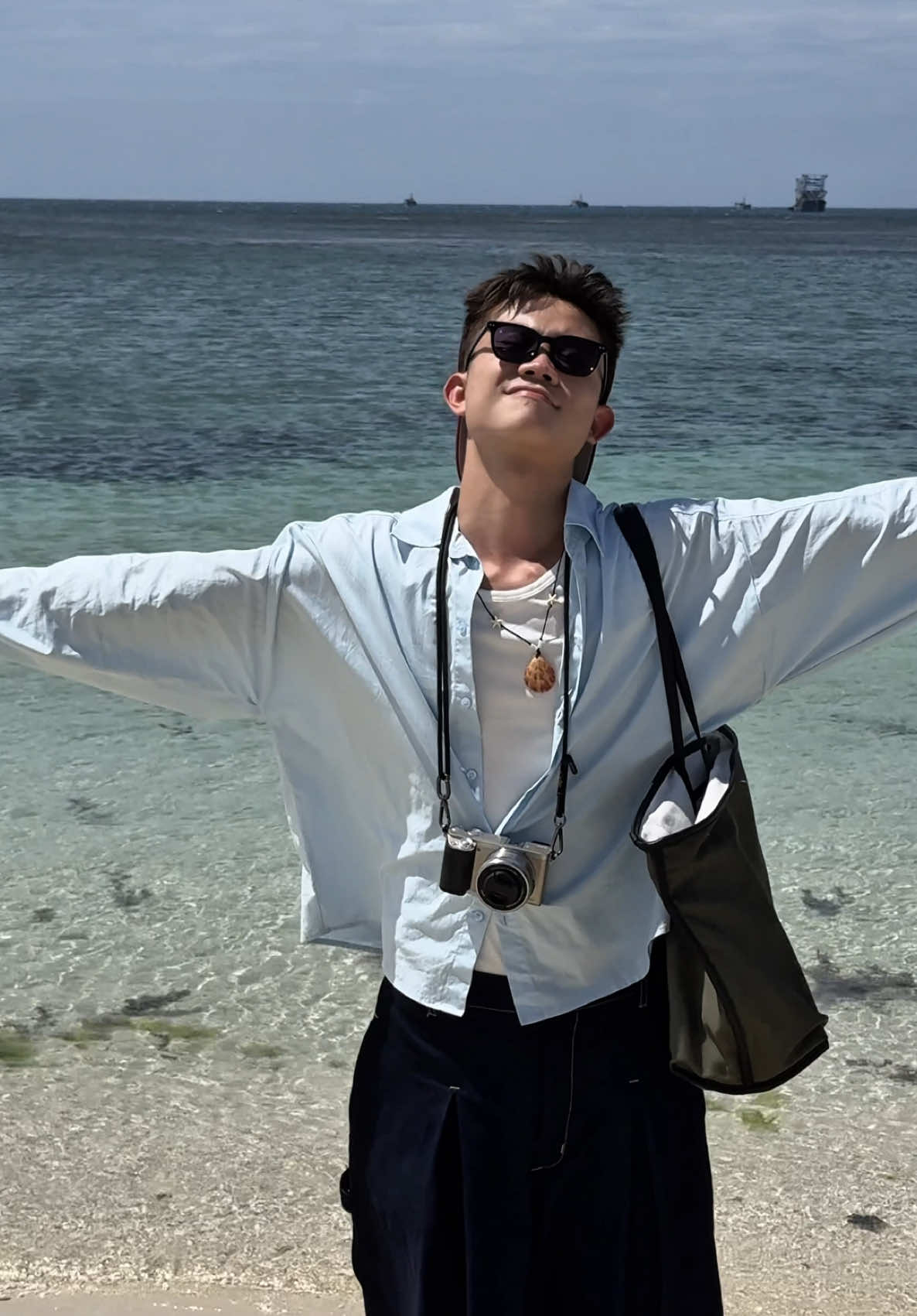 mùa du lịch đến rồiii , đi đi em ! #chupanhbien #ajihgnn #LearnOnTikTok #viral 