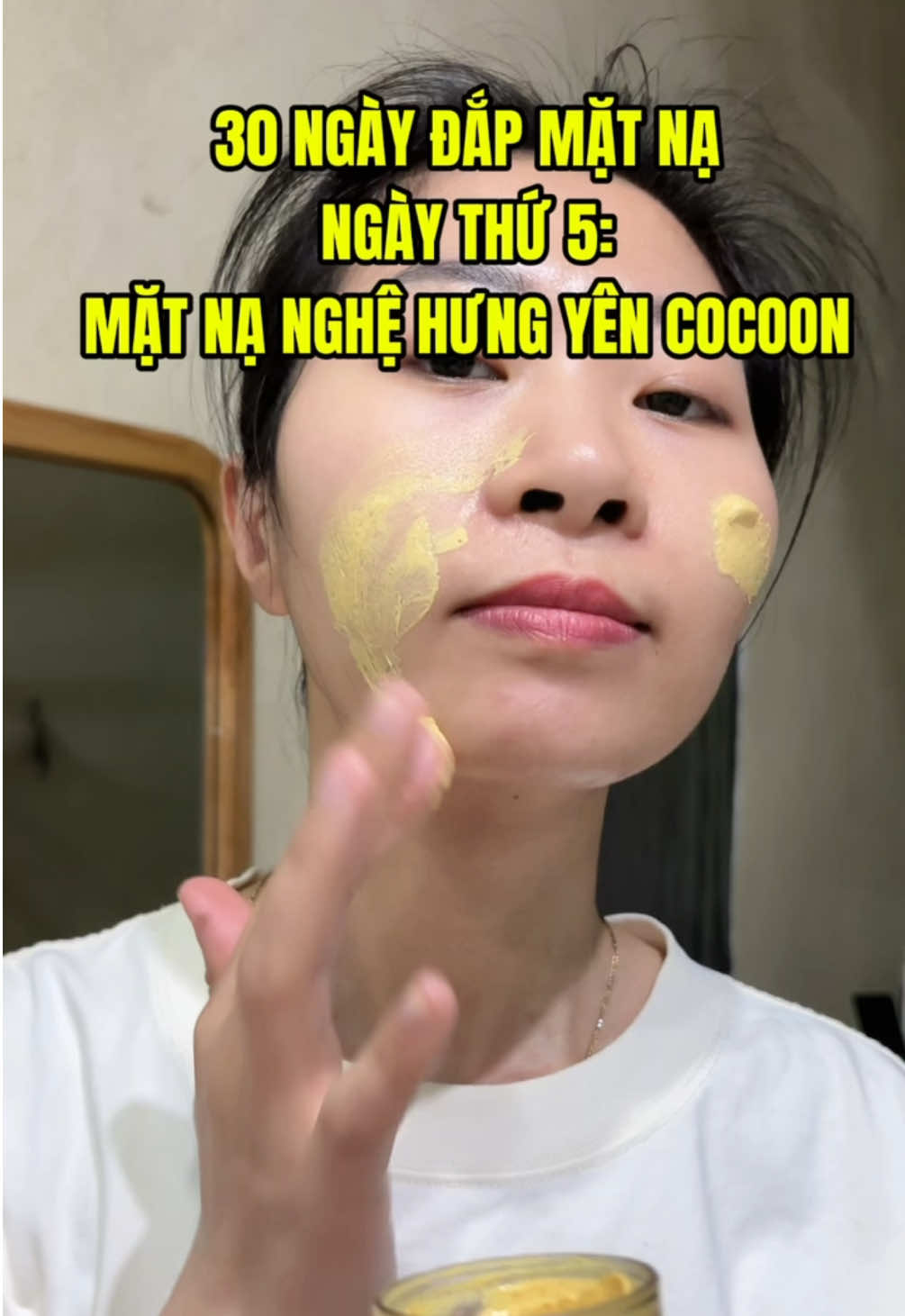 30 ngày đắp mặt nạ, ngày 5: MẶT NẠ NGHỆ HƯNG YÊN COCOON hỗ trợ lấy đi lớp dầu thừa, đồng đều màu da, mờ thâm mụn mới, tẩy da chết vật lý nhẹ nhàng. Giá hợp lý, chất lượng tốt #cocoon #cocoonvietnam #matnadatset #matnanghe #matnanghehungyen #matnanghecocoon #xuhuong 