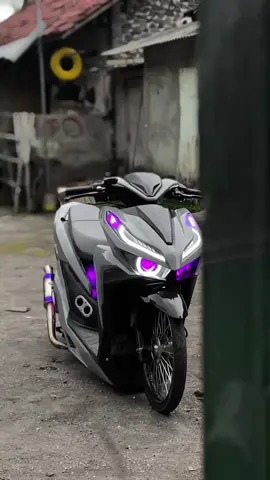 udah lama hilang ni vaali?? 🤜🏻🤛🏻 #vario150 #vaali 