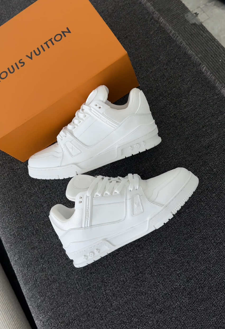 Summer Shoestyle 🤍#shoestyle #fyp #fashion #sneakers #sneakertok #sneakerhead #menfashion #streetwear #streetwearstyle #OOTD #fashiontiktok #viral_video 