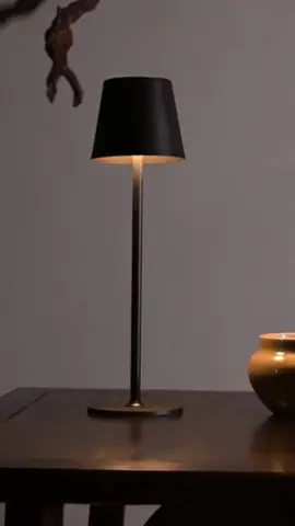 #tiktokshop #foryoupage #cordlesstablelamp #tiktoktablelamps 
