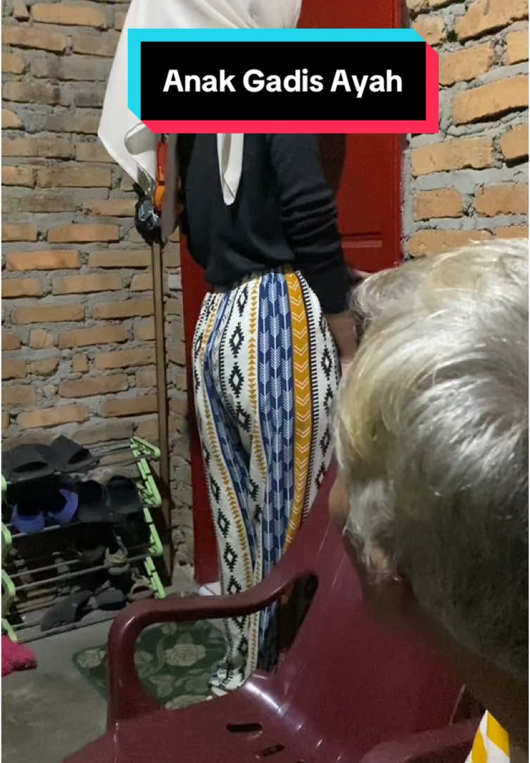 Seorang Ayah pasti sayang anak perempuannya #fyp #sayanganak #anakgadis #ayah #lucu #sitkom @Joko Putrawan @karinaamelia25 