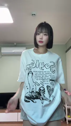소이렌 러브 캣츠 티 너무 귀여운데 핏 미쳤지!!! 너무이뻐 #소이렌#러브캣츠티#소이렌반팔티#반팔티추천#제품제공 