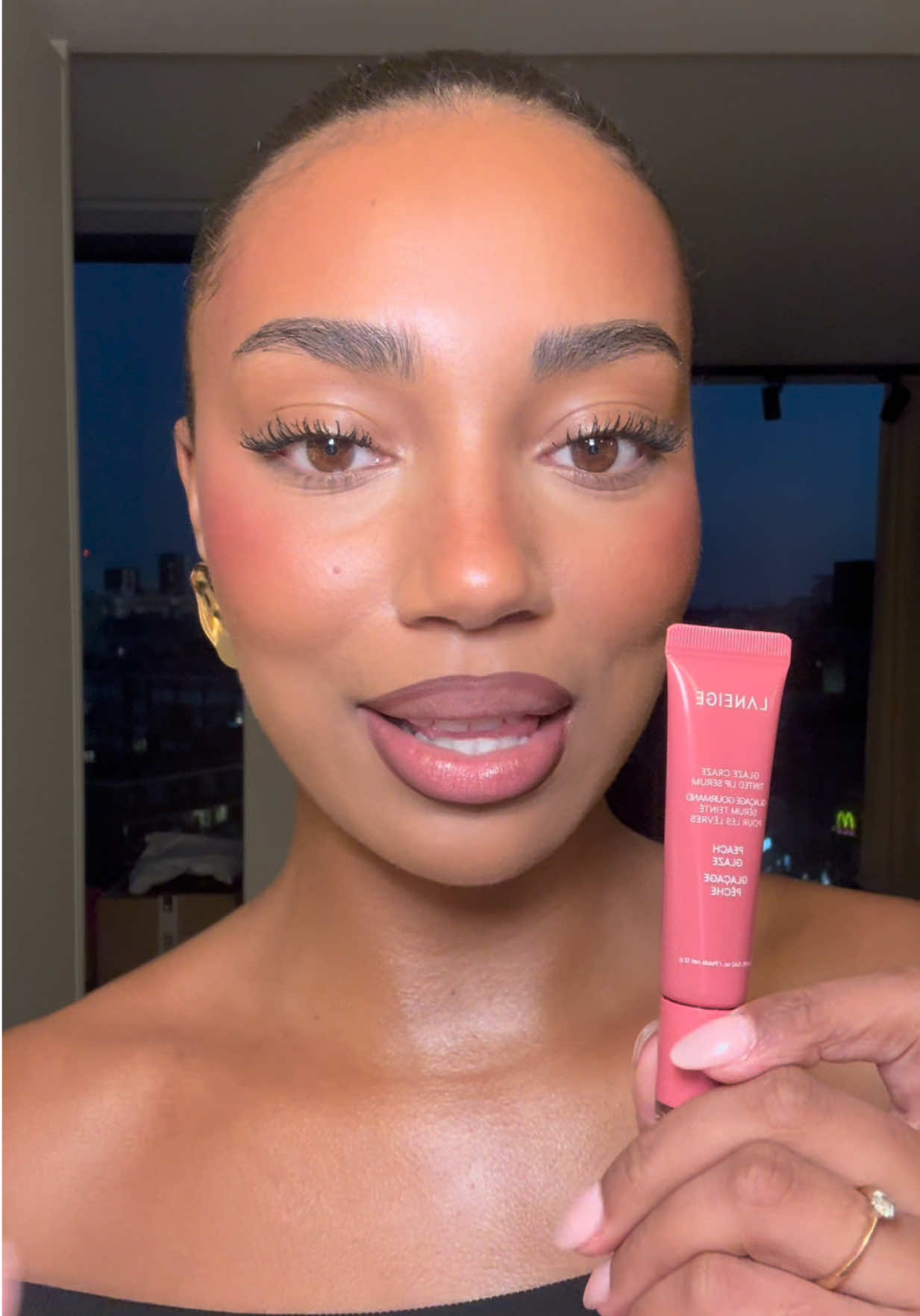 Trying the @LANEIGE UK Glaze Craze Tinted Lip Serums. Infused with 95% skincare - I love ❤️ ad