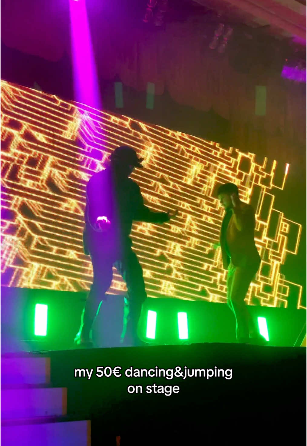 Party&Disco&Cha cha cha🕺🏻🪩  @HOOJA @Häärijä #käärijä #hooja #häärijä #suomitiktok #swedishtiktok #apolloliveclub #fyp 