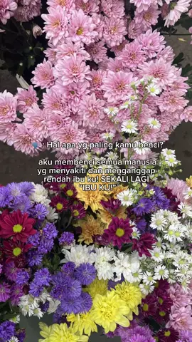 ibu pasti akan memaafkan seluruh manusia yg menyakitinya, tapi tidak dengan anak” nya but menyakiti seorang ibu sama saja dengan menyakiti seluruh anak” nya.  #fyp #fypage 
