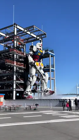 If you missed the presentation in Yokohama, the life-sized Gundam robot will return at the Osaka Expo this year!  #anime #travel  #japan #gundam #osaka  