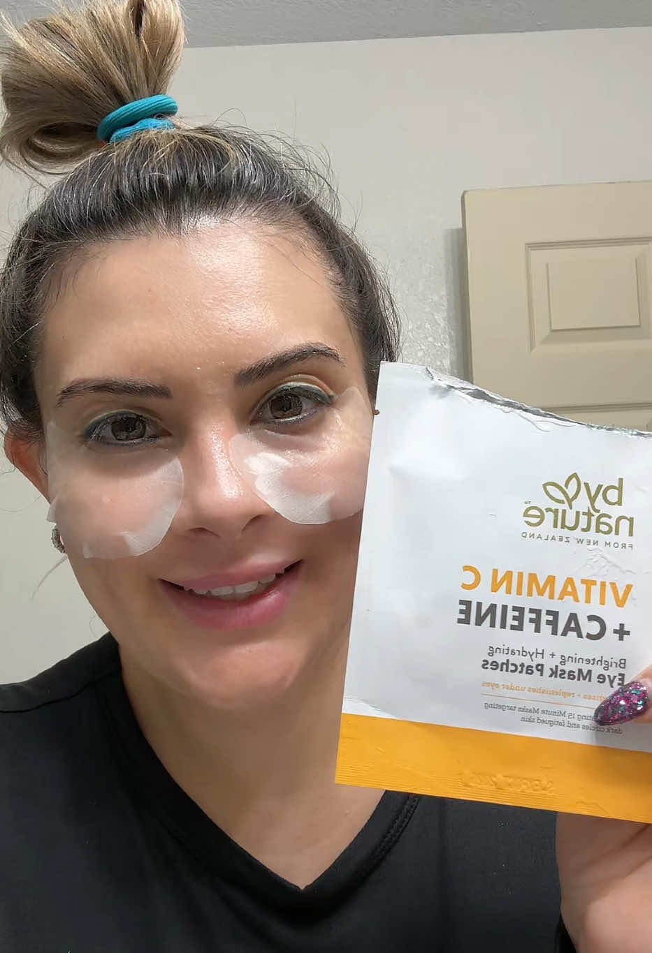 Eye care #eyes #eyecare #eyecaretips #eyecareroutine #darkcircles #darkcirclesundereyes #darkcirclestreatment #fyp #beauty #beauty #skincare #tiredeyes #skin #skincare #skincareroutine #skincaretips @bynatureskincare 