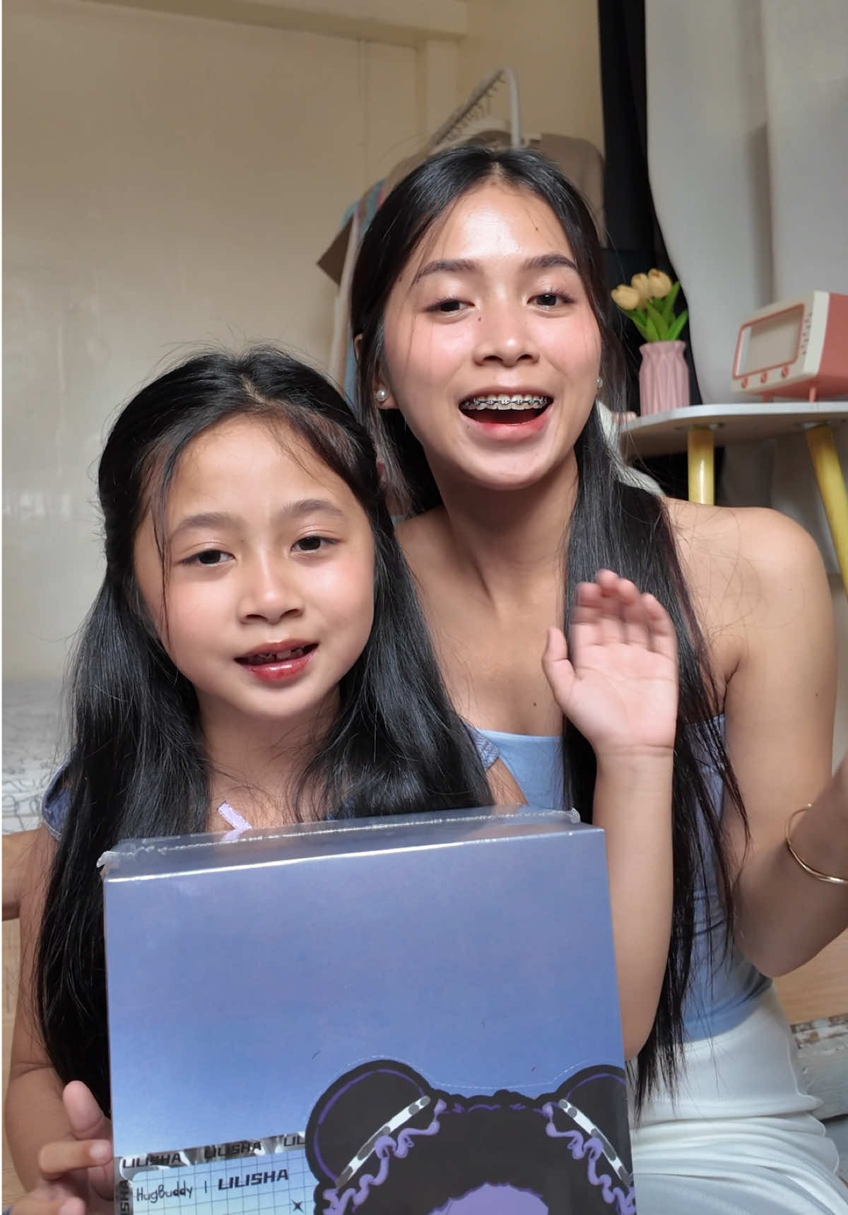 Unboxing lilisha v2 with my amfaye. ⋆. 𐙚 ˚ #unboxing #plushies #pendant #lilishav2 #lilisha 