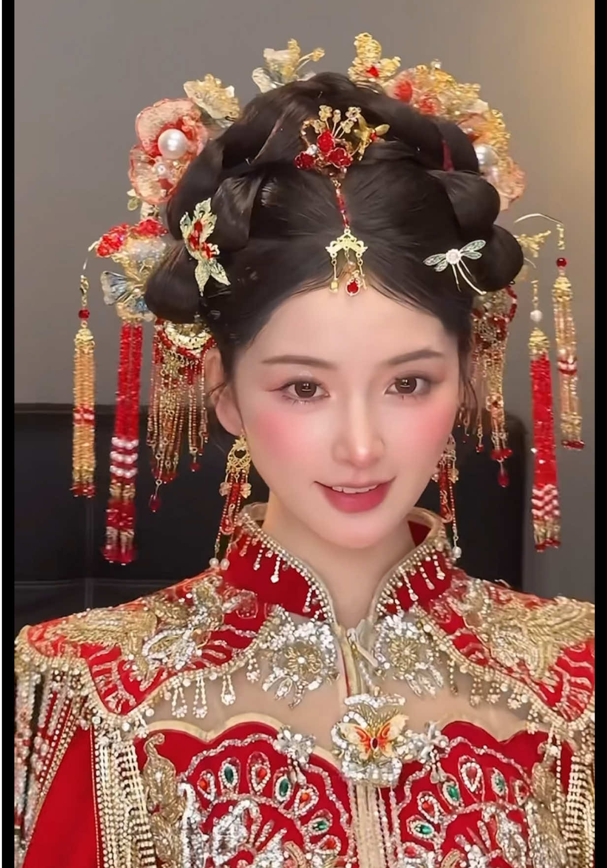 #ชุดจีนโบราณ #แต่งหน้าจีน #พสจีน #ชุดหม่าเมี่ยน #ชุดฮั่นฝู #ชุดฮั่นฝูพรีออร์เดอร์ #เทพจีน #ซีรี่ย์จีน #หนุ่มจีน #สาวจีน #ซีรีย์จีนย้อนยุค #จีนโบราณ #ชุดยกน้ําชา #ชุดแต่งงานจีน #งานแต่งคนจีน 