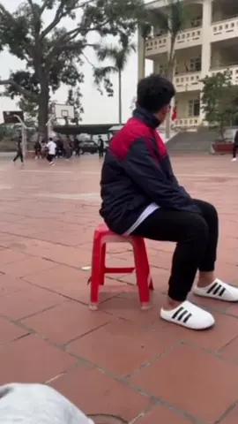 Cú đá gãy ghế#valverde 