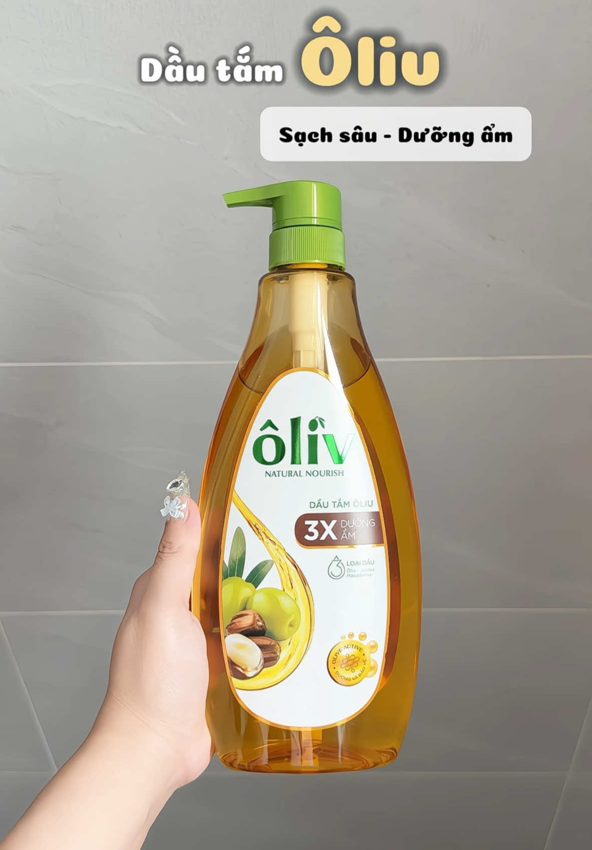 Nghe lời mấy chị kem trộn xài em dầu tắm này công nhận da dẻ thay đổi hẳn #dautam #dautamoliv #oliv #suatamoliv #suatam #lamdep #goclamdep #reviewlamdep #xuhuong #viral #hot