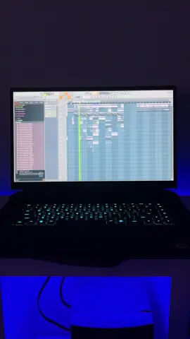 Been listening to #dandelion nonstop that I tried to make a #nolabounce  this is all I have so far. #arianagrande #remix #eternalsunshinedeluxe #brighterdaysahead #producer #flstudio #fyp 