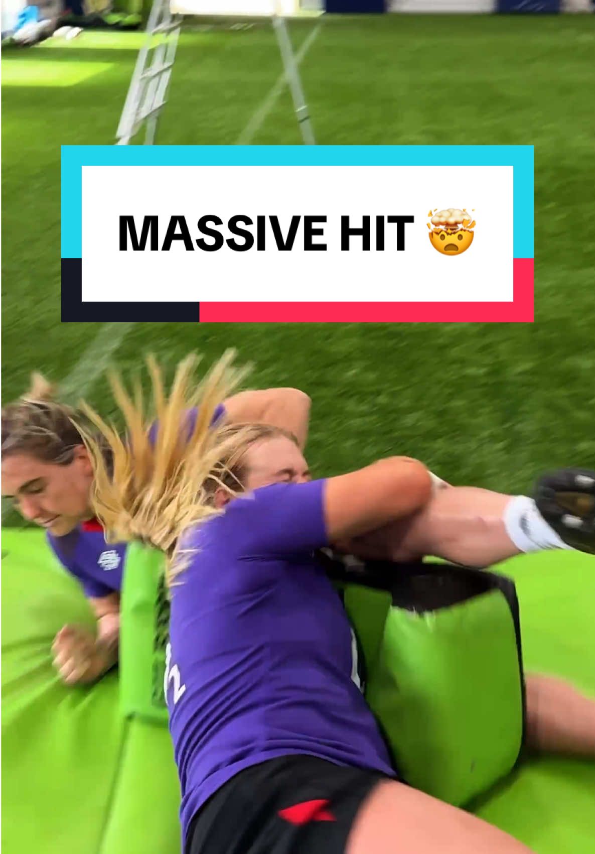 What are you waiting for? 🤭 #englandrugby #rugby #sixnationsrugby #redroses #redrosesrugby 