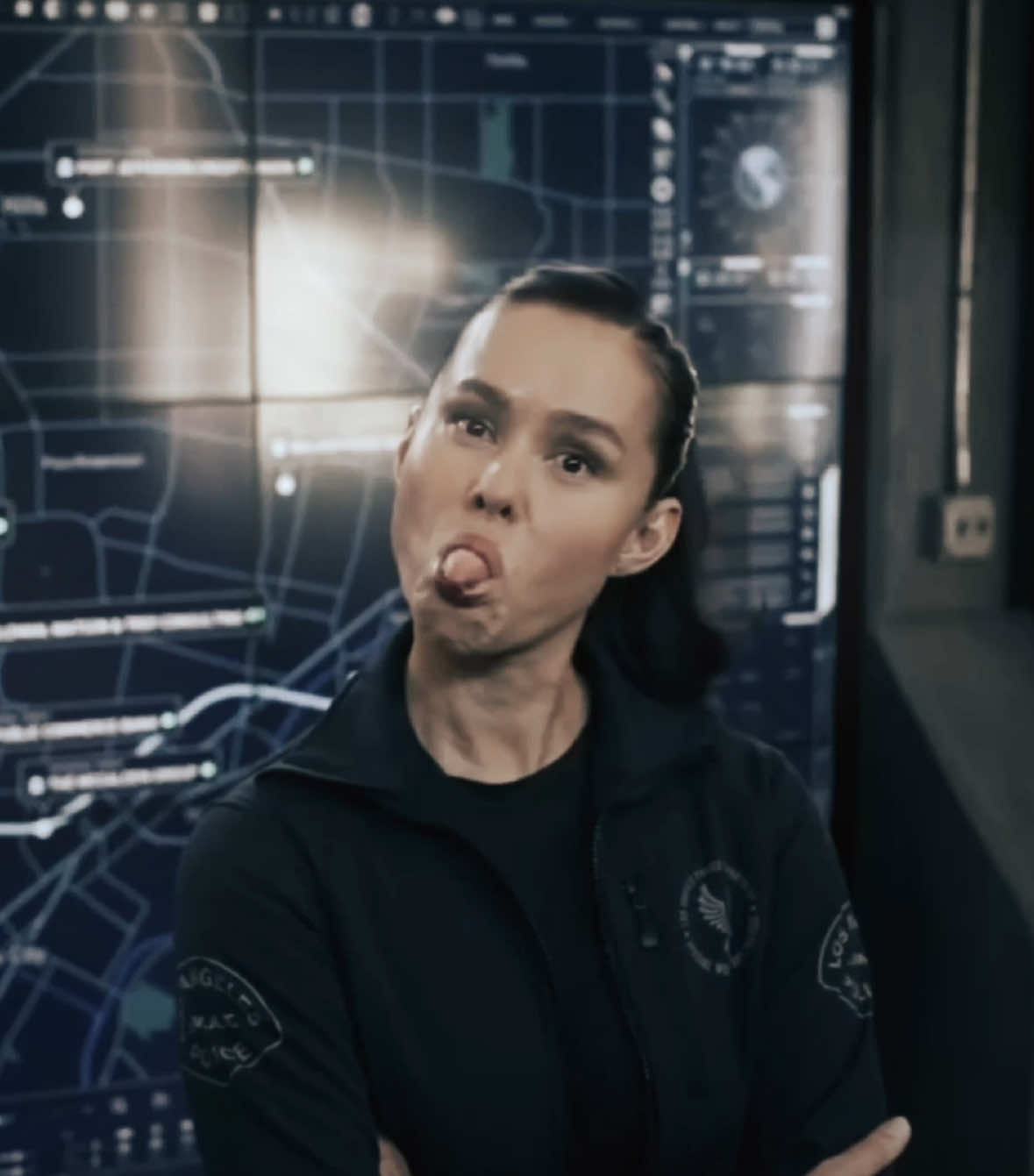 #ANNAENGERRITCH || God how I have been begging for a blooper reel for YEARS. We even got Alex in it too!! || @rue @erin 