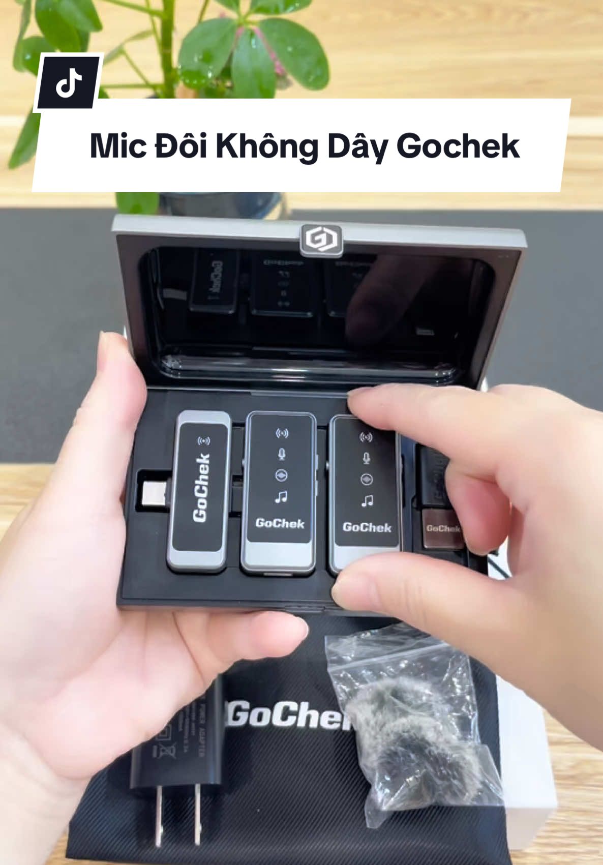 Mic đôi không dây Gochek ULtra S24. Bảo hành 12 tháng chính hãng.#micgochek #micthuamkhongday #microkhongday #microkhongday 