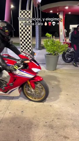 #MLBBInicioDeClases #fyp #biker #motos #bikerlife #cbr1000rr #s1000rr #mt09 #viral_video #humor 