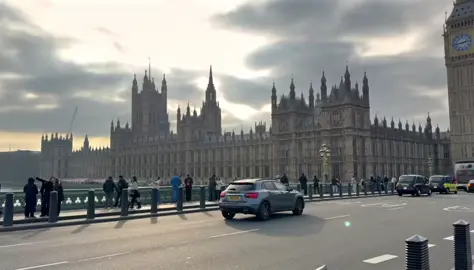 Bölüm 221 | ڕۆژێك’ ڕۆژانێك ئەسڕێتەوە🖤 ✨🇬🇧#london_93 #fyp #fypシ #foryou #🇬🇧 #hawler #slimane #uk #93 #بەریتانیا🇬🇧😍💫 #fypシ゚viral #بەریتانیا🇬🇧 #ئەکتیڤبن🥀🖤ـہہـ٨ــہ #ئەکتیڤم_سفرە 