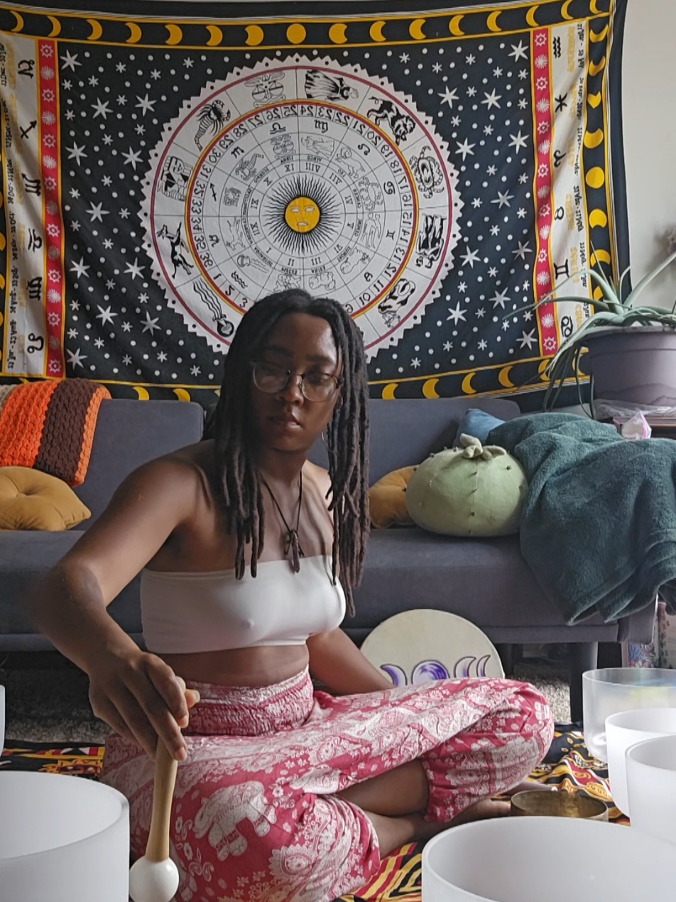 If my cats are tussling in the background just ignore and vibe baby 🤣 #live #soundhealing #fyppp 