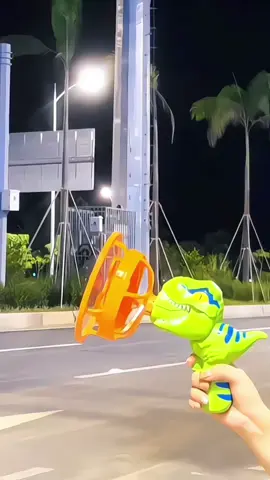 #There are bubbles in bubbles.#Bubble machine#toy#interesting