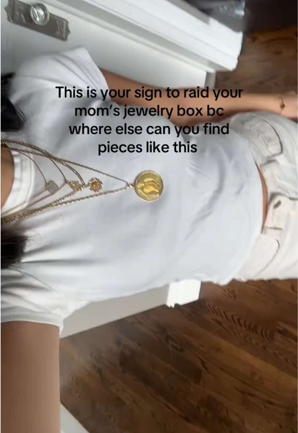 And it’s solid 22k gold 😫😫 #necklacestack #goldjewelry #everydayjewelry #persianjewelry #nowruz 