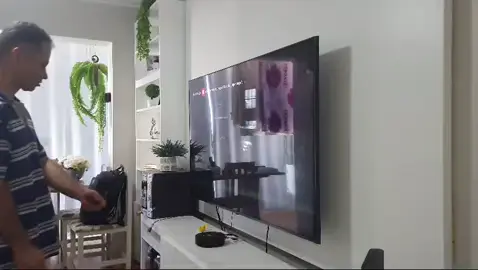 Suporte de tv articulado FT-6448P Fixatek - Video de cliente