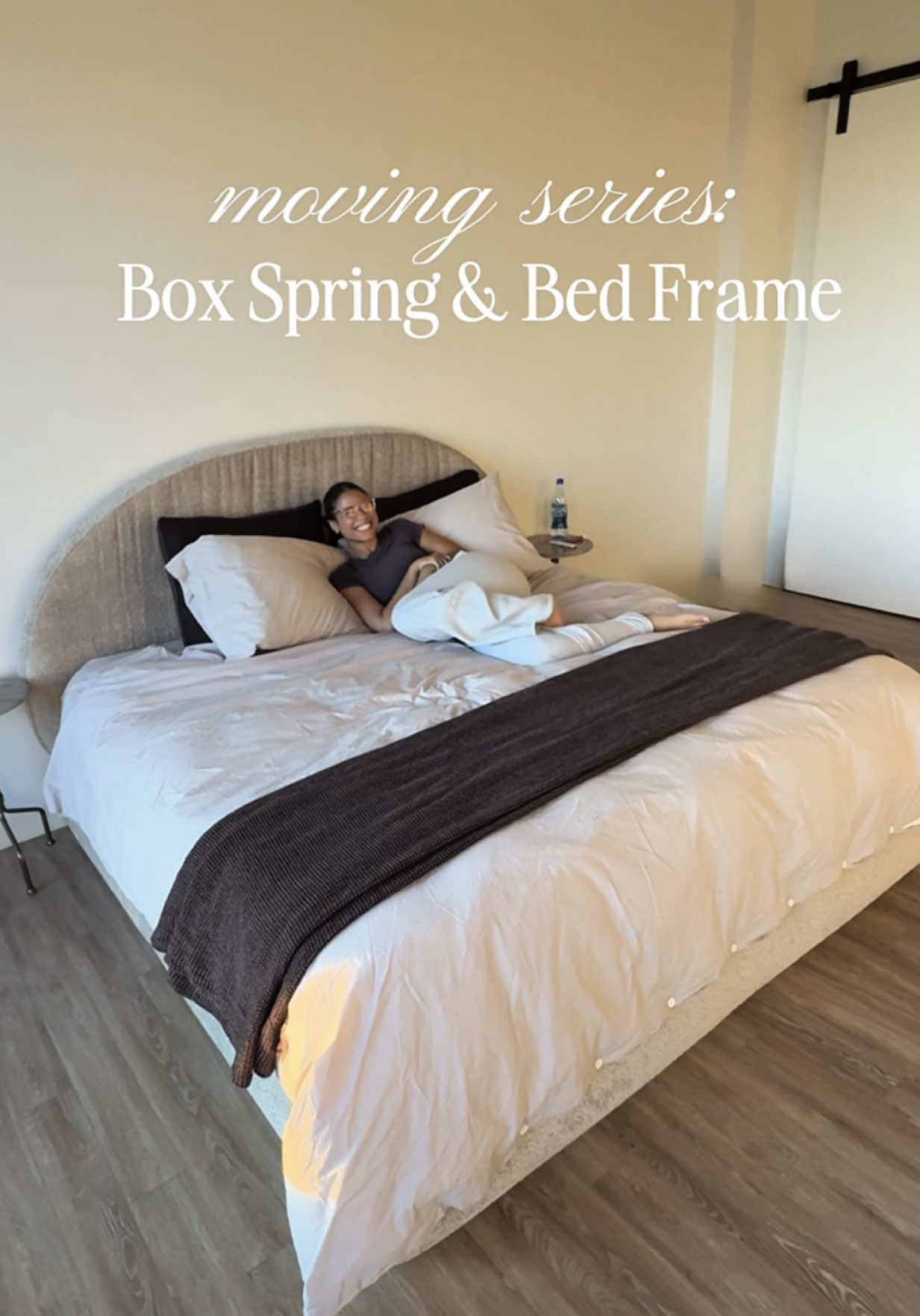 Just new a duvet cover and we’re set, I’m thinking sage green🛌👏🏽💓 #fyp #bedroom #newapartment #moving #organize #productivity #bedframe @SoftFrame 