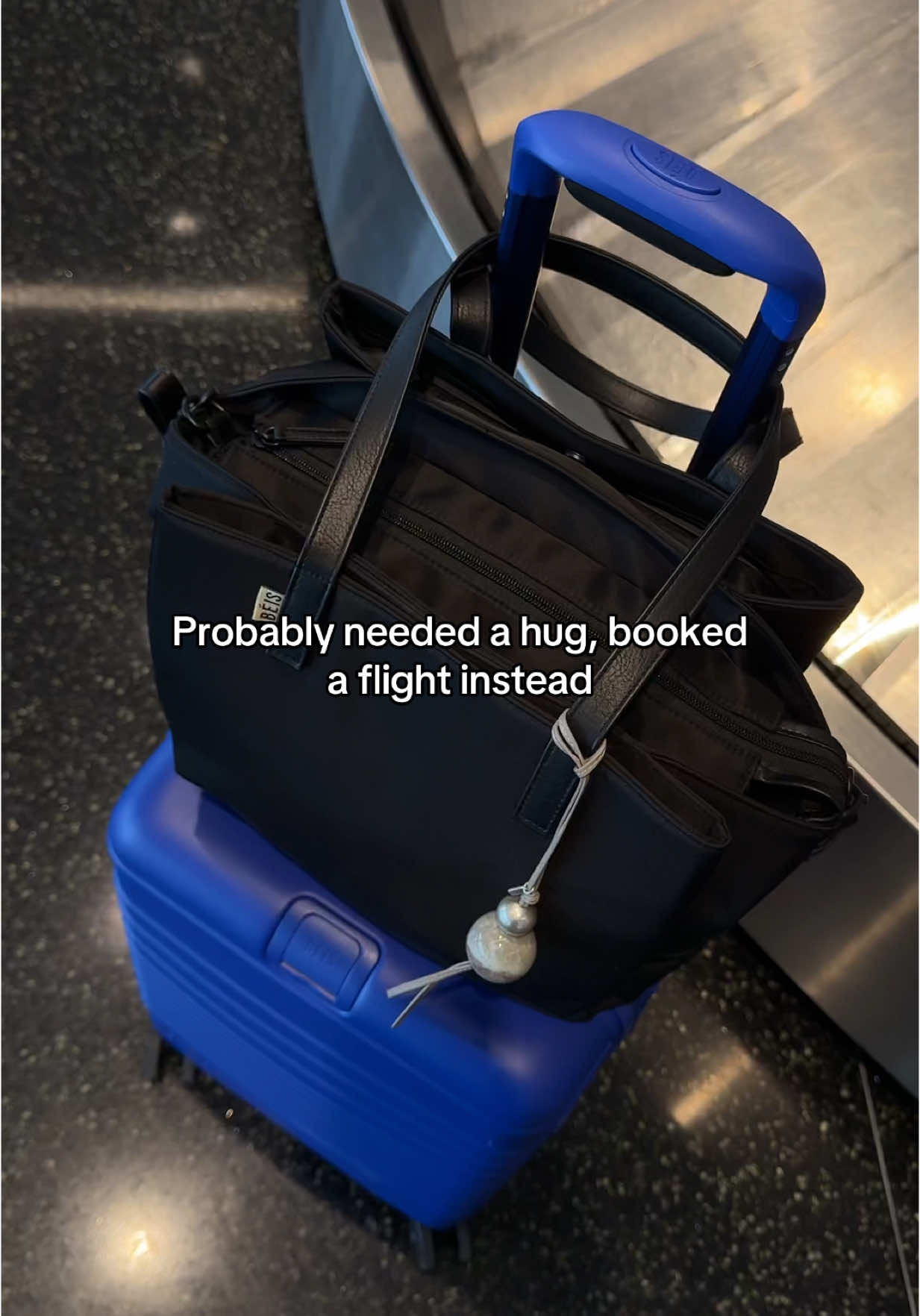 Nothing a trip can’t do to take the edge off #beis #carryon #commutertote #commute 