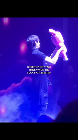 i can’t keep defending him. #kpop #viral #skz #straykids #foryoupage #fyp #foryou #bangchan #kpopfyp #fanmeeting  @Stray Kids 