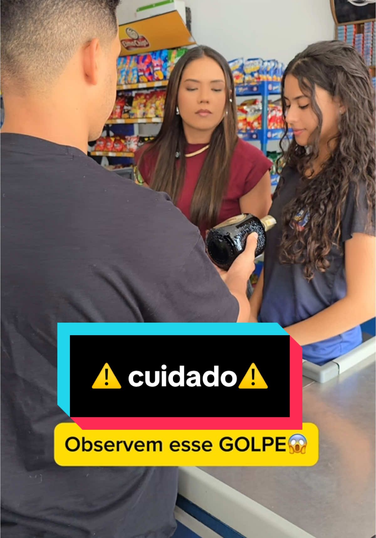 Vejam só o que ele fez , quem identificar comenta aqui 😱😮‍💨 #empresario #supermercado #adega #conveniencia #atendimentoaopublico #clt #funcionarios #atendimentoaocliente #troco #golpe #emprendimiento #vendedor 