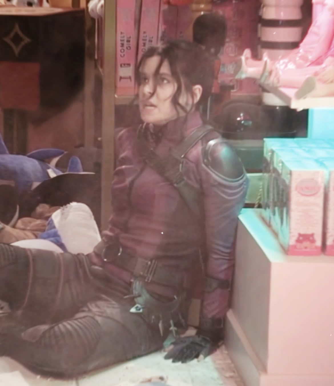 she pulled a tom holland 😭🙏 // #katebishop #hawkeye #haileesteinfeld #avengersdoomsday 