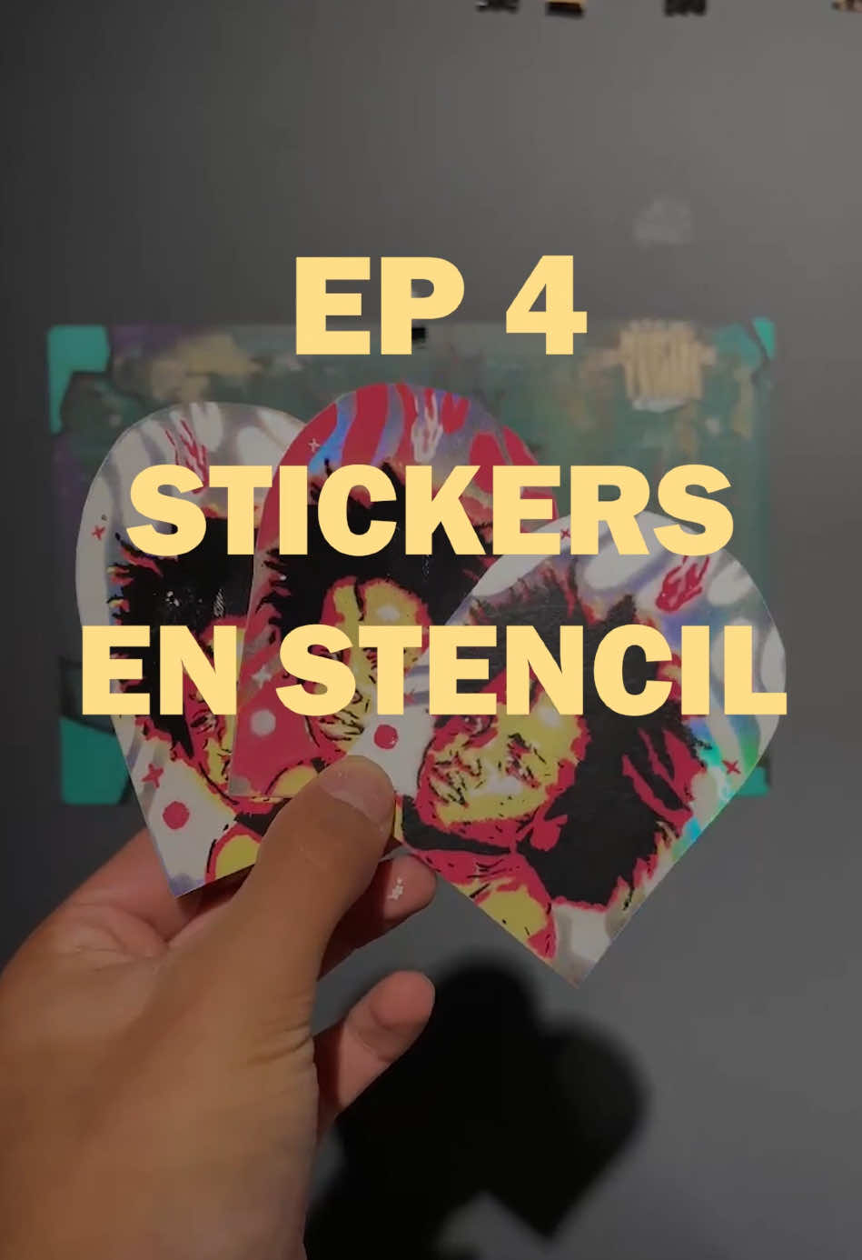 Stencil en 60 segundos ⚔️ Ep 4 stickers en stencil  #stencilart #tutorial #painting #graffiti #stickermaking #processvideo #sticker #pegatinas 