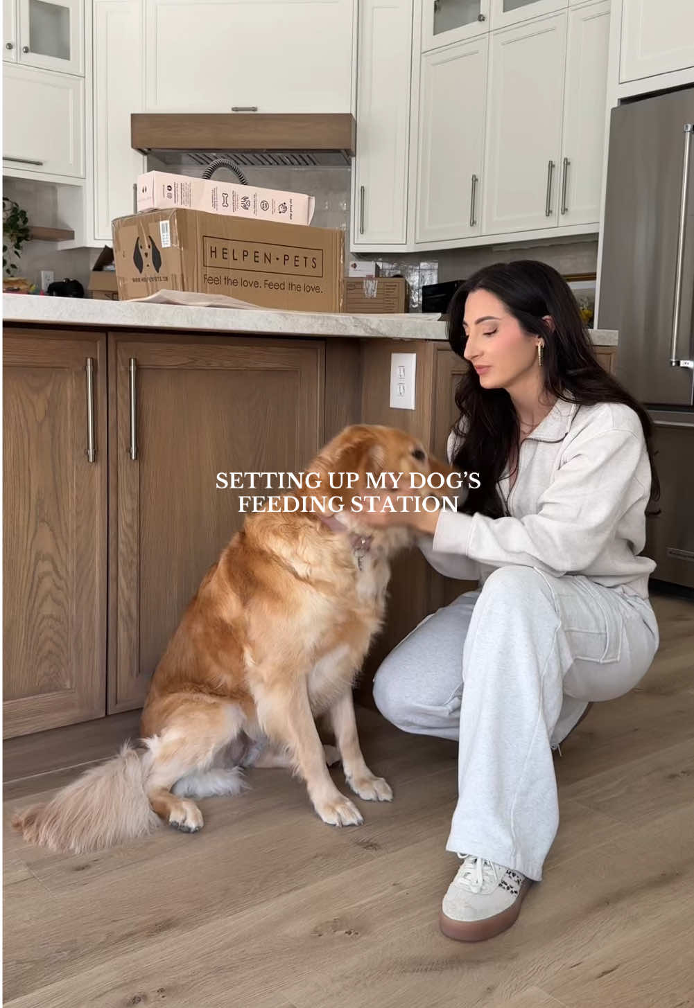 How cute is the backyard 🥹 @Helpen Pets #MomsofTikTok #goldenretrieverlife #singlemom #thislittlelife #eveningvibes #family #fypシ 