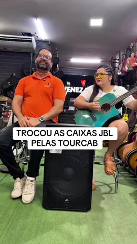 @rafaalycebb troco as JBL Eon 615 pelas Tourcab  #show 