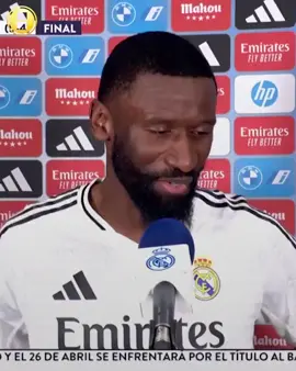 روديجير يفاجئ مراسل قناة نادي ريال مدريد بتحدثه بالإسبانية بعد العبور ضد سوسيداد: 