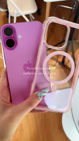 Passed the most authentic anti fall test🤔#foryou #iphone #iphonecase #iphone16 #TikTokShop #case #cutecase #newcase #iphone15 #iphone16promax #newiphone #newphone #apple #unboxing #diamond #airbagcase 