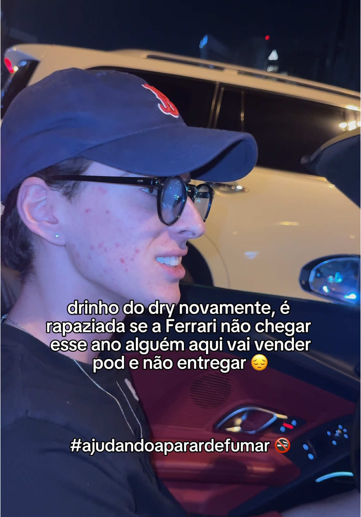 Vamos acabar com os fumantes! . #marketingdigital #humor #pod #enzohelmer 