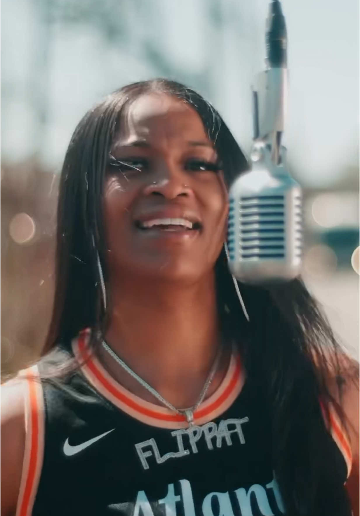 Hype me uppp🤸🏽‍♀️ #flippat #hypemeup #affirmations 