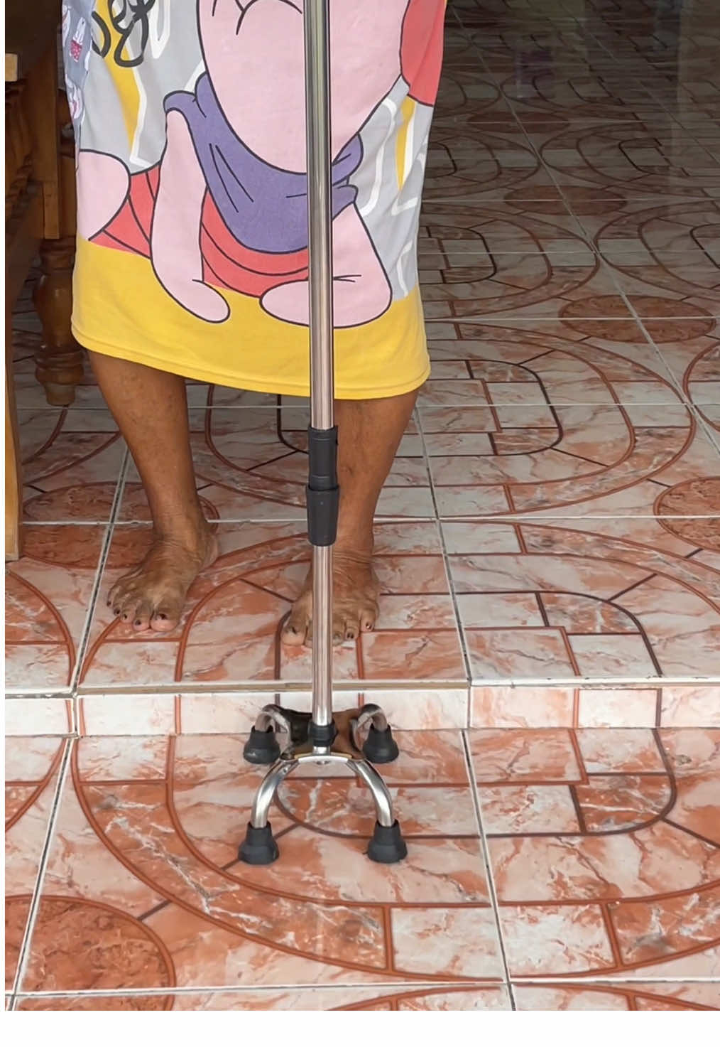 Sobrang lakas makayayamanin ng tungkod na to! #tungkodforelderlypeople #tungkod 