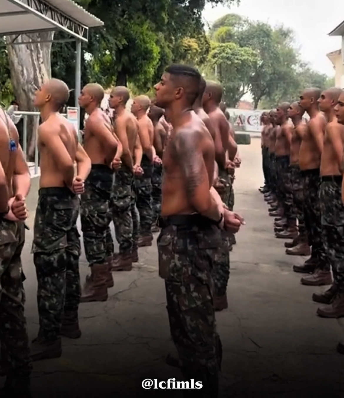 BAD BOYS! 🦅🇧🇷 #exercitobrasileiro #militar #pqdt #paraquedista #exercitobrasileiro #cfc #canção #fy #pqd #eb #exército #infantaria #quartel #engenhariacivilking #military #boperi #military #foryou #tfm #aeronautica #choque 