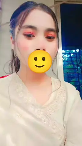 হুম আমি অনেক ভাগ্যবতী কারন আমি তোমার মত একটা মানুষ পাইছি,,, আমার শত পাগলামির পর আমাকে অসম্ভব ভালোবাসো,,,,,,!!!🙂😚