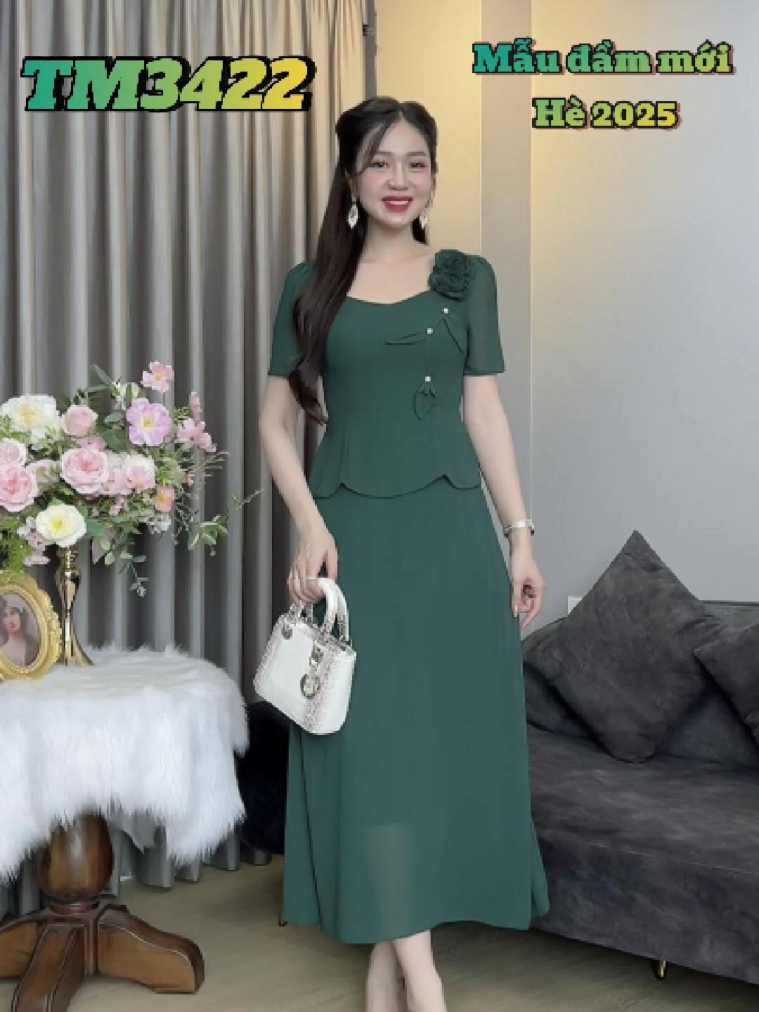 Lựa chọn tuyệt vời mùa hè dành cho lứa tuổi trung niên📸 #linhtrafashion #linhtraboutique #xhtiktok #thờitrangtrungniêncaocấp #đầmthiếtkế #damtrungnienlinhtra #thoitrangnu #hottrend #damchome #damtrungniengiare #linhtrahanoii #damhe#tm3422