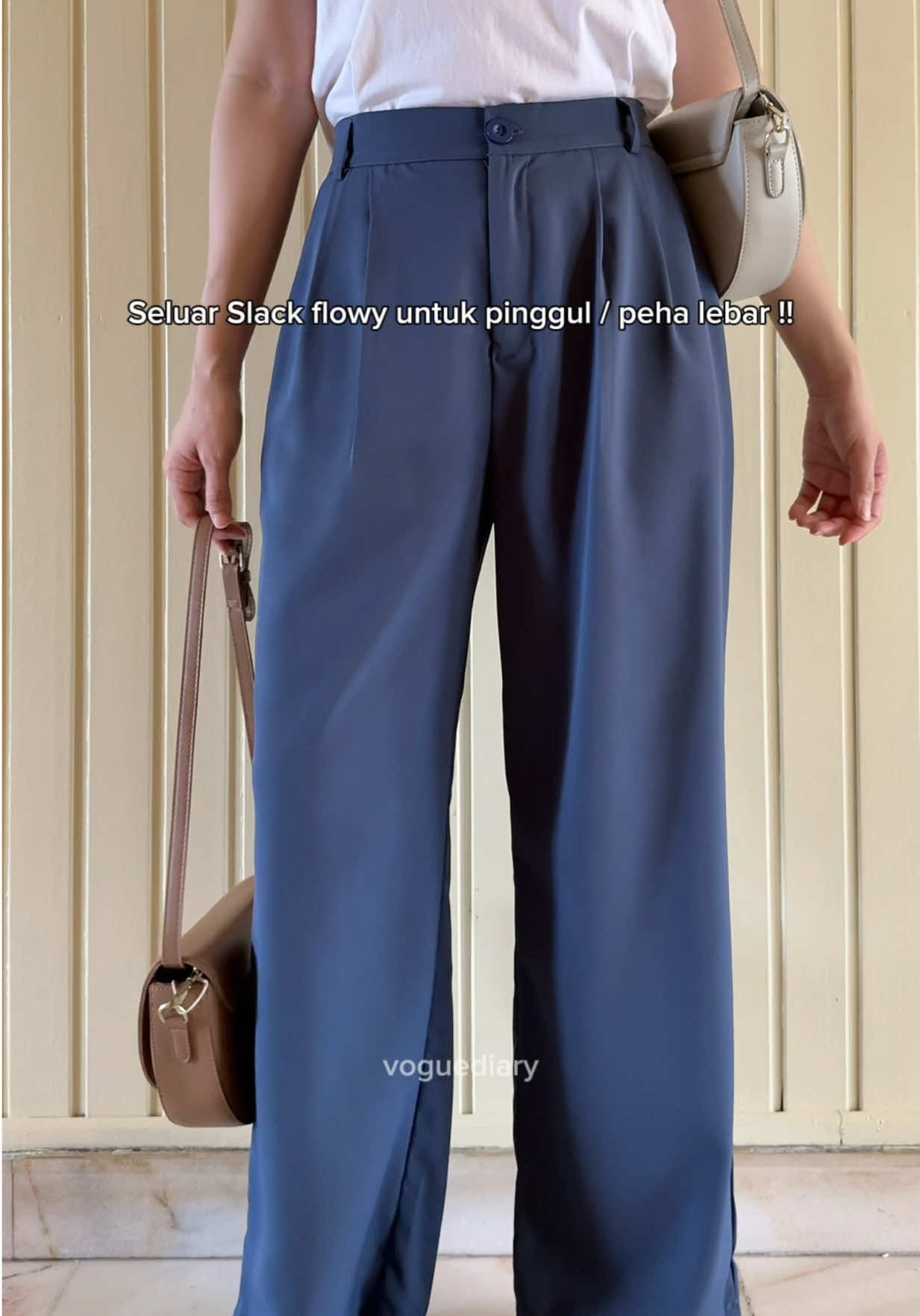 Straight Cut Slack Pants sesuai untuk pinggul/ peha lebar✅ Banyak pilihan warna & saiz di beg kuning😍 #seluarslack #seluarslackwanita #highwaistpants #straightcutpants 