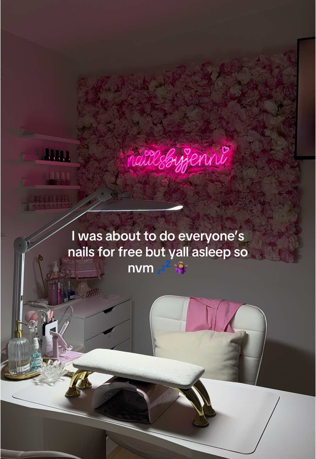 your loss 😿 ig: naiilsbyjenni 🎀 #nailsfyp #fypシ゚viral #nailroom #prankvideo #nailsalon #fypage 