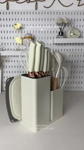 Deserve mo 'to sissy!!! 🙈🙈 #19pcssiliconekitchenwareset #siliconekitchenutensilset #kitchenutensils 