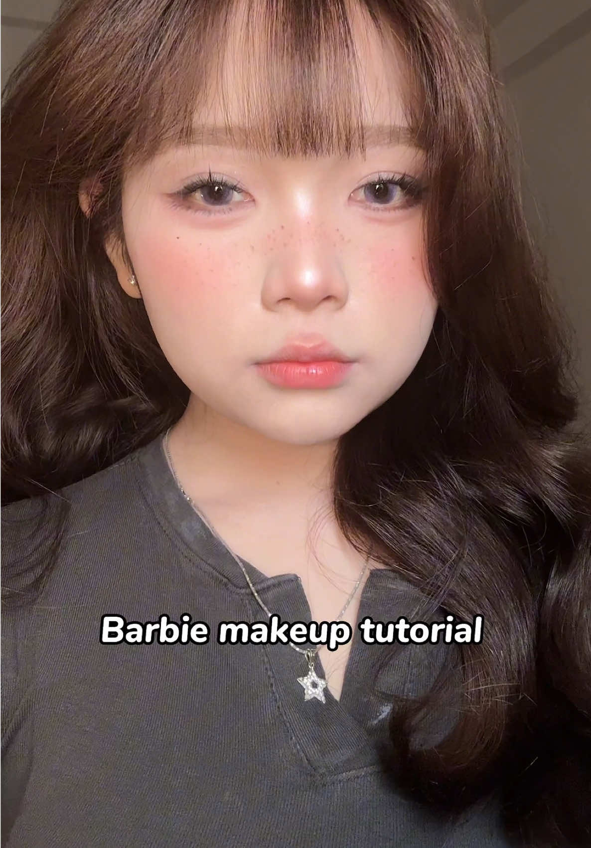 Không ai cả, cổ tự luỵ look này, đi biển cũng keooo đoá🤤@RED CHAMBER VN #makeuptutorial #goclamdep #REDCHAMBER #cleanbeauty #moon 