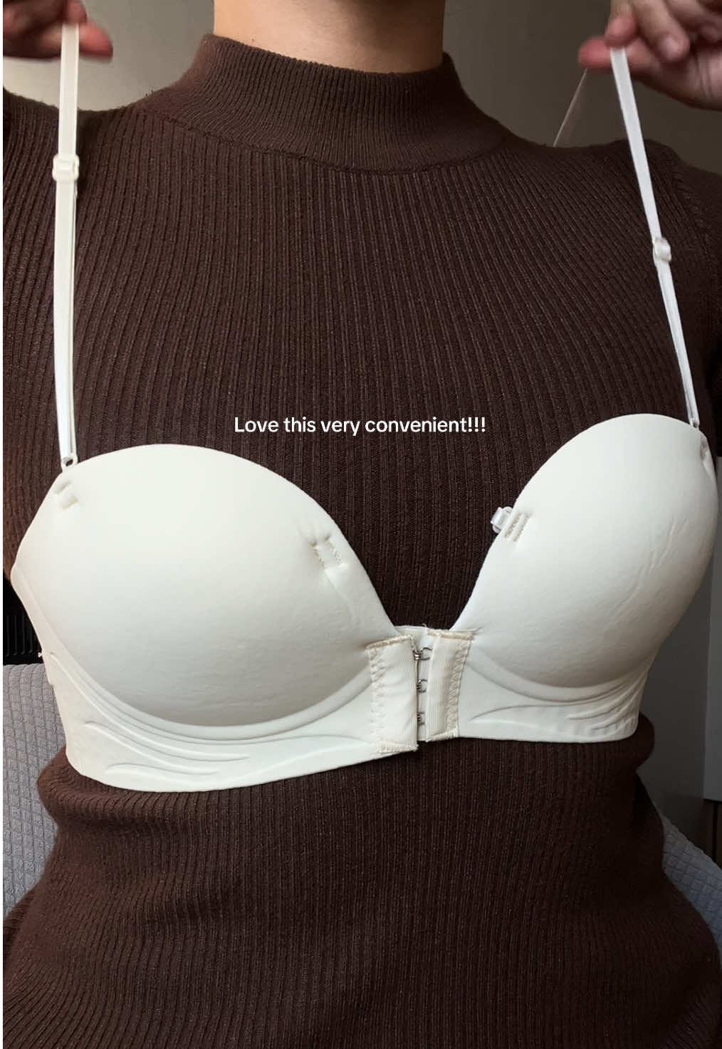 I’ll go with this bra that’s easy to wear & remove 🙈💖 #seamlessbra #fronthookbra #frontbucklebra #pushupbra #womensbra #tiktokhaul #innerwear #underwear #tiktokfinds #tiktokbudol #musthave #bestpurchase #fyp #foryou #finetoo #finetoobra #bralette 