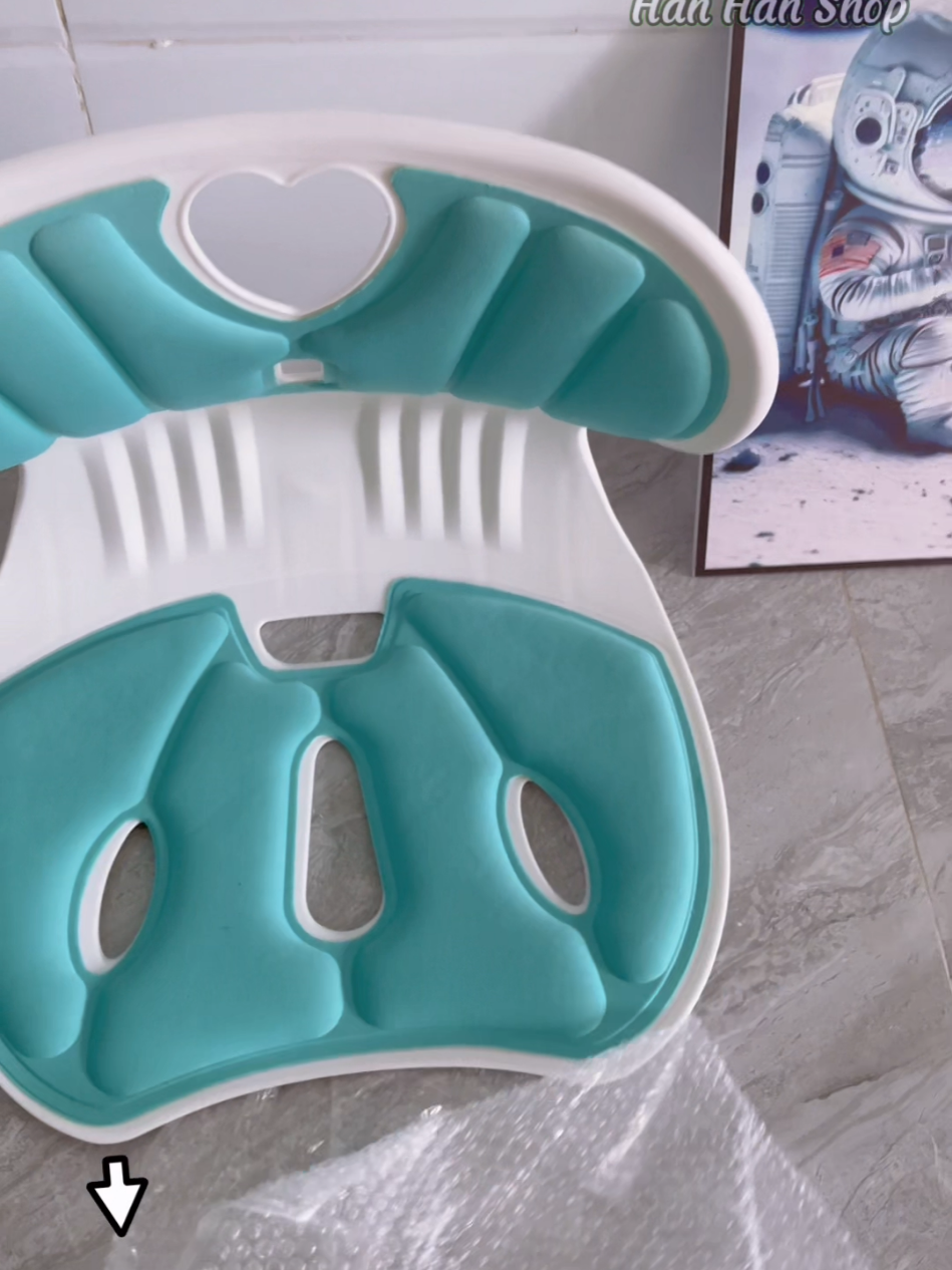 Ghế dành cho mẹ bỉm sữa và trẻ chỉnh lại tư thế ngồi không mõi lưng #ghemebau #ghecongthaihoc #ghengoioto #ghengoiotochobe #ghehoctap #ghechomebim #ghechomebau #ghechomesausinh #ghechomevabe