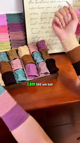Những chị em thường buộc tóc và tóc dễ bị bung thì hãy thử dây buộc tóc liền thân co giãn cao này, vừa đa năng vừa thanh lịch, mang đến không khí mùa xuân!! #daybuoctocsangtrong #tienich #giadungphongngu #creatorsearchinsights #thietthuc #jizonguyen 