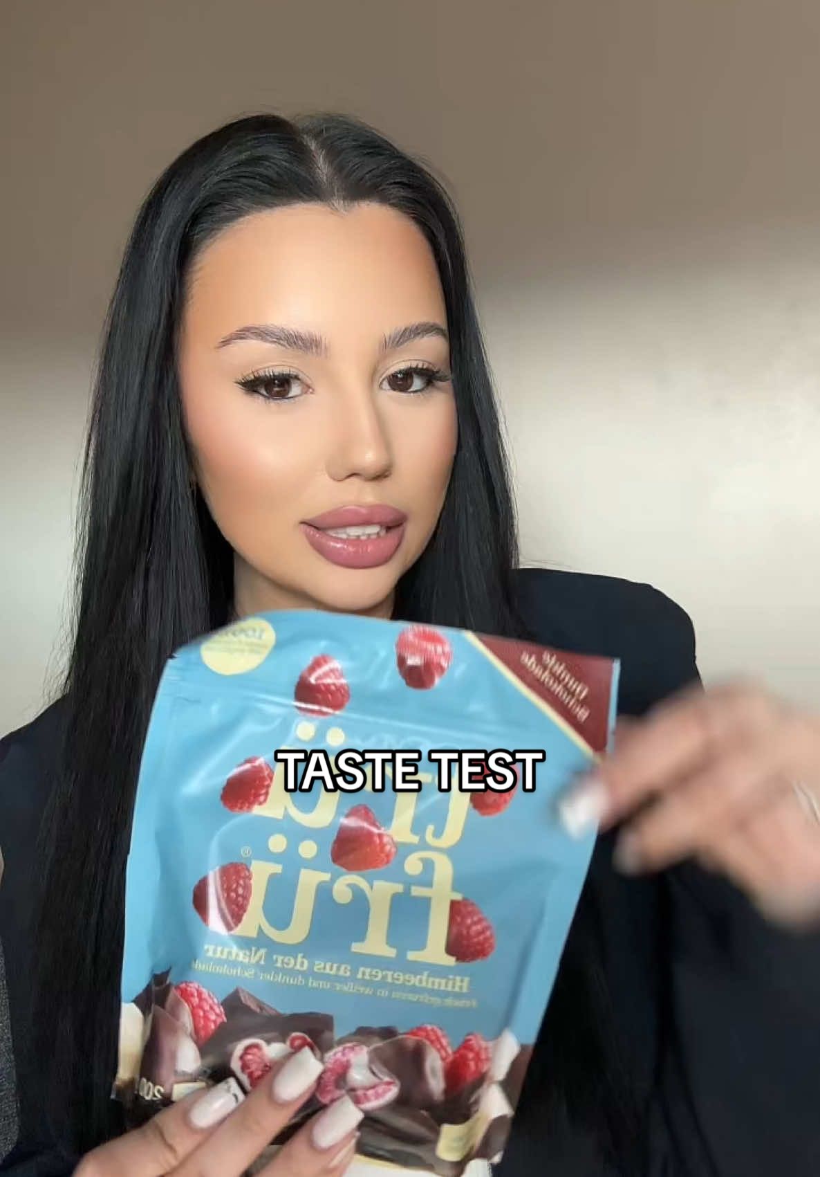 Wie findet ihr die?? 😍 #trüfrü #schokofrüchte #tastetest #fyp 